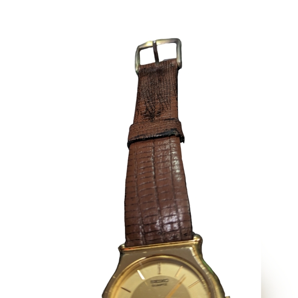 Seiko Gold Watch with Dark Brown Leather Strap…L1 - Picture 2 of 7